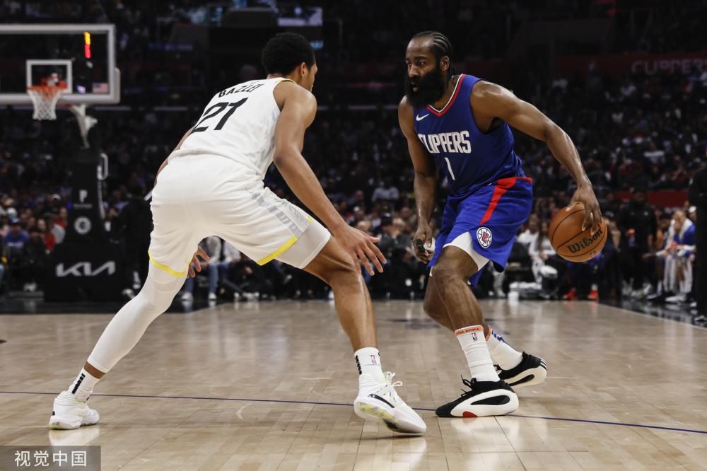 教练组也采 教练组也采