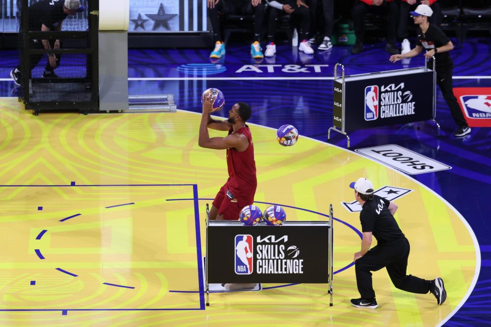 尤其是在中 尤其是在中